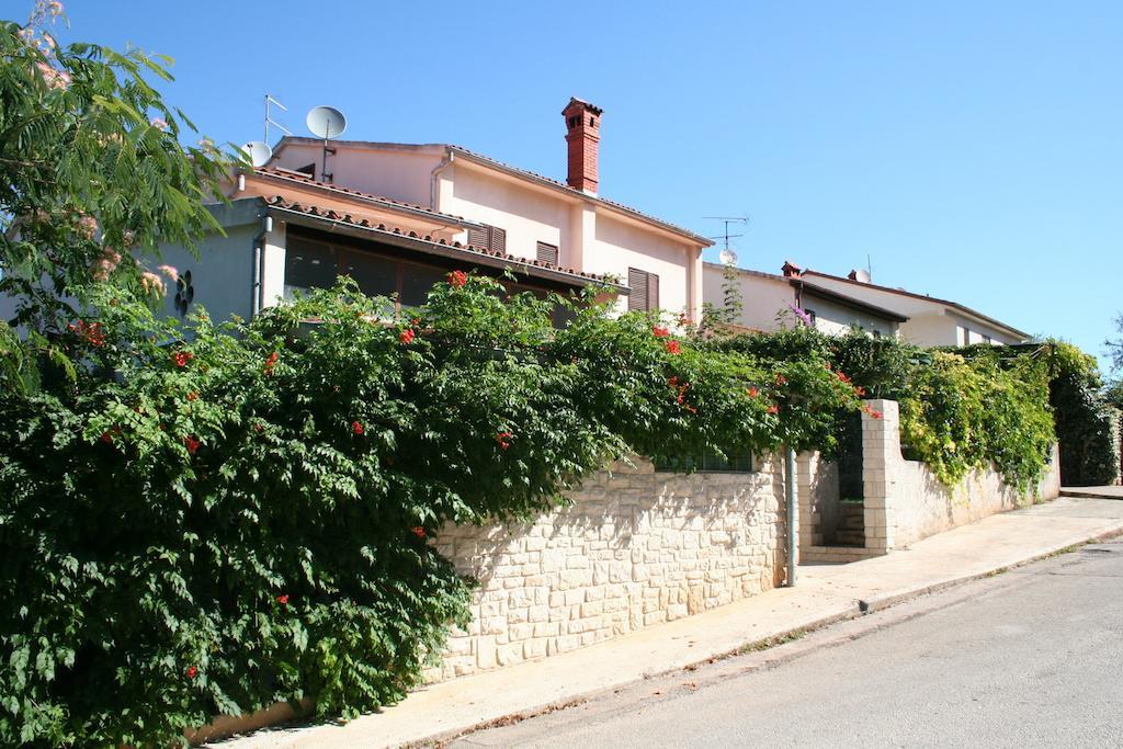 Apartments Mare Pula Oda fotoğraf